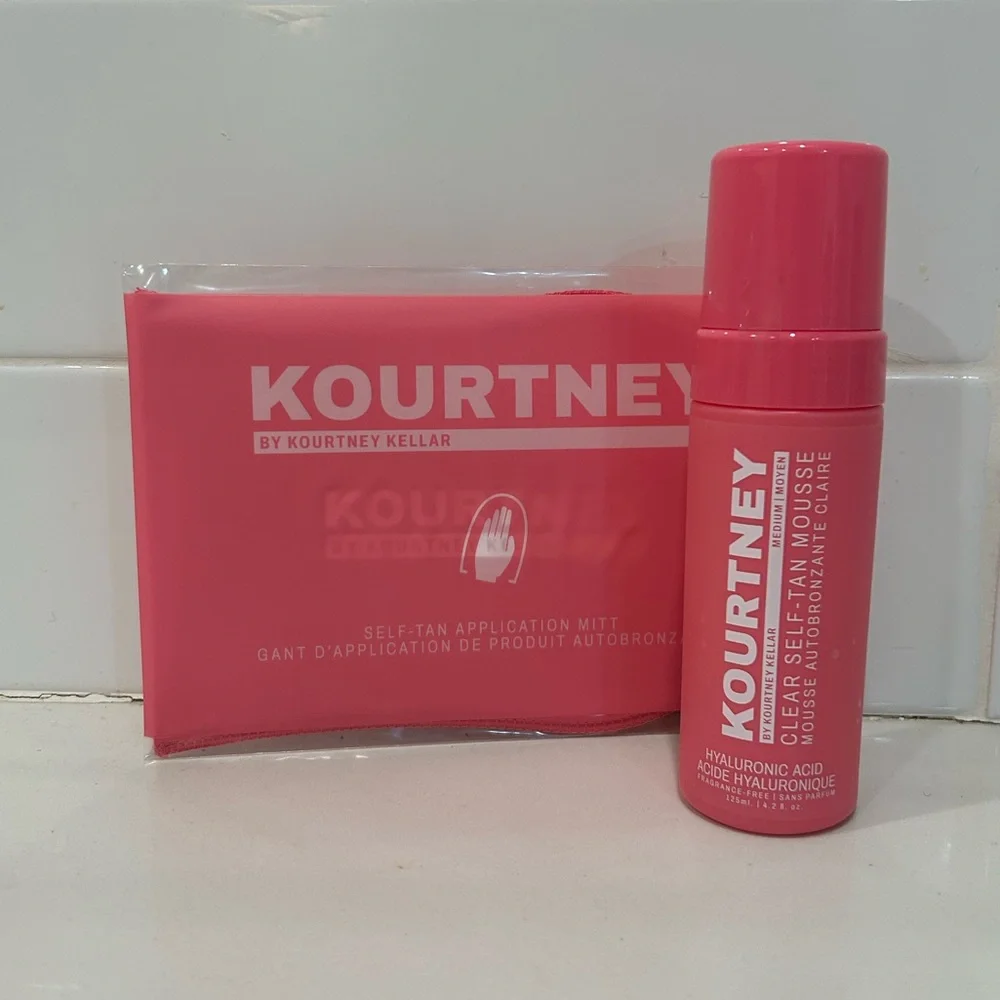 Kourtney Self-Tan Mousse with‎ glove brand new